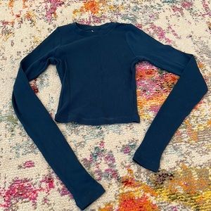 Aritzia tna ribbed long sleeve